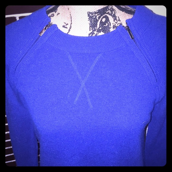 BCBG MAXAZRIA Sweater Dress - Picture 2 of 4